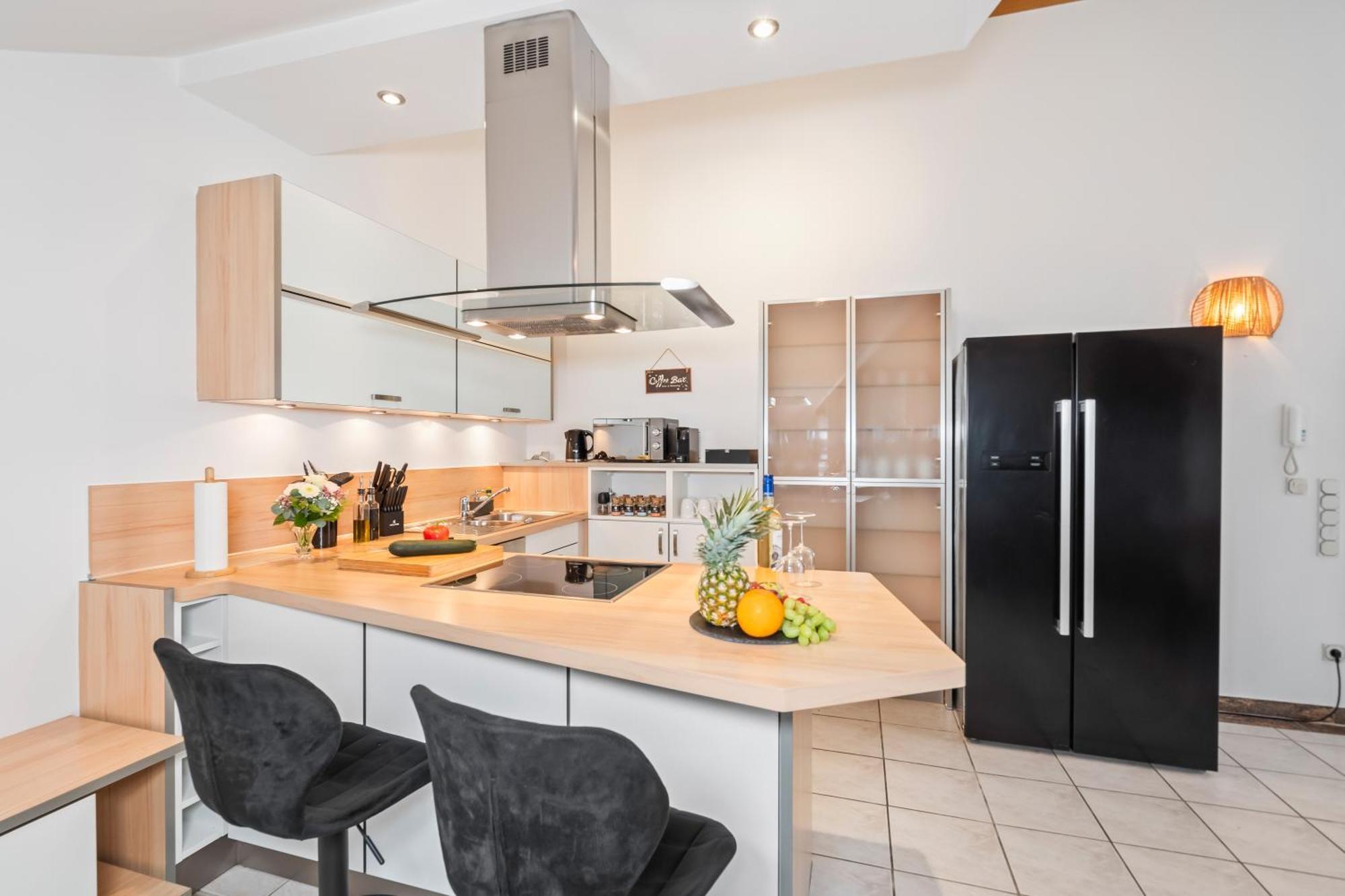 Stadtoase Fulda Mit Flair - Whirlpool, Balkon, 2Xparkplaetze, Highspeed Wlan 외부 사진